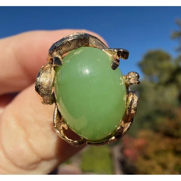 Vintage 10k Solid Gold Natural Untreated Apple Green Jadeite Jade Diamond Ring - Picture 13 of 14